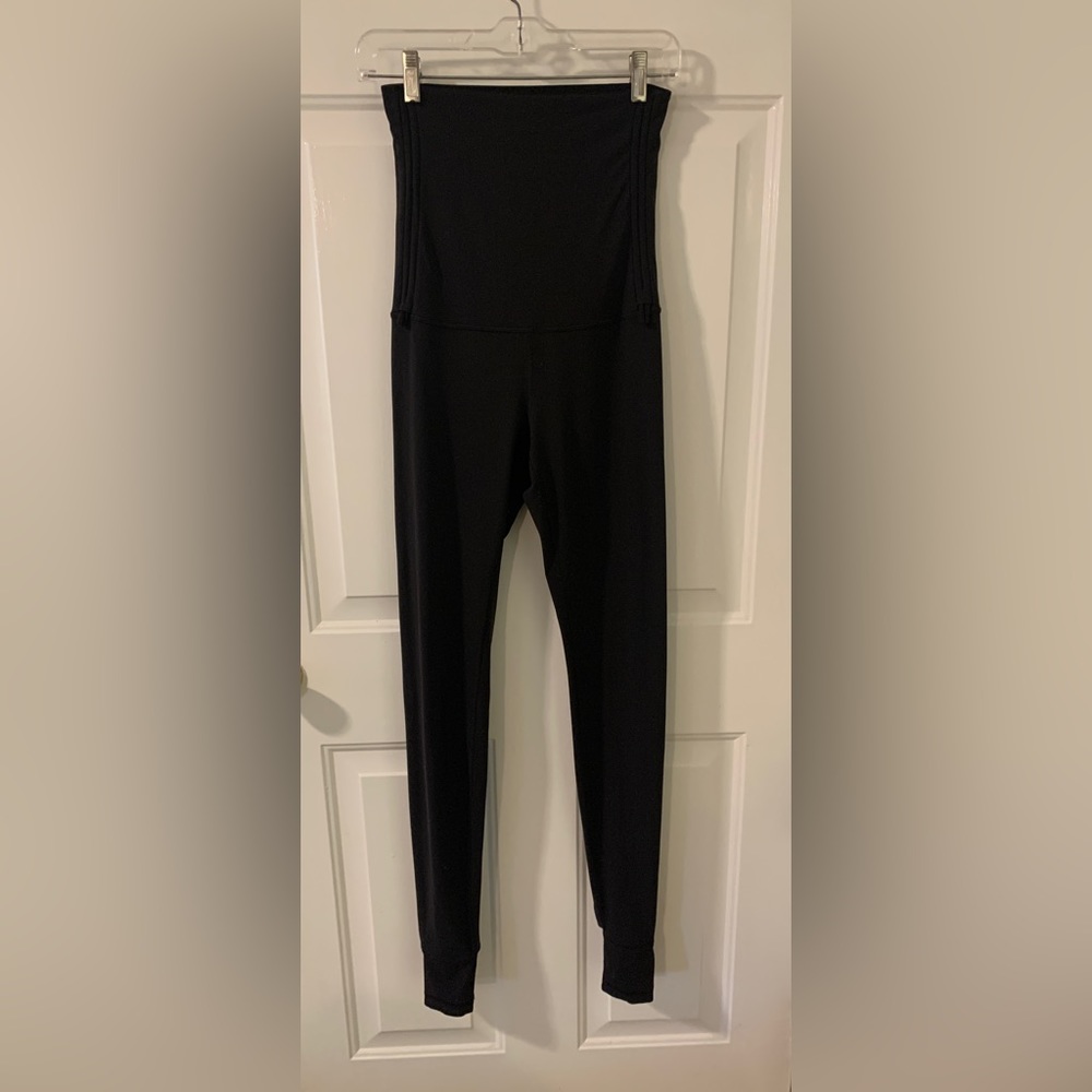 Lululemon Size 6 or 8 Black Leggings